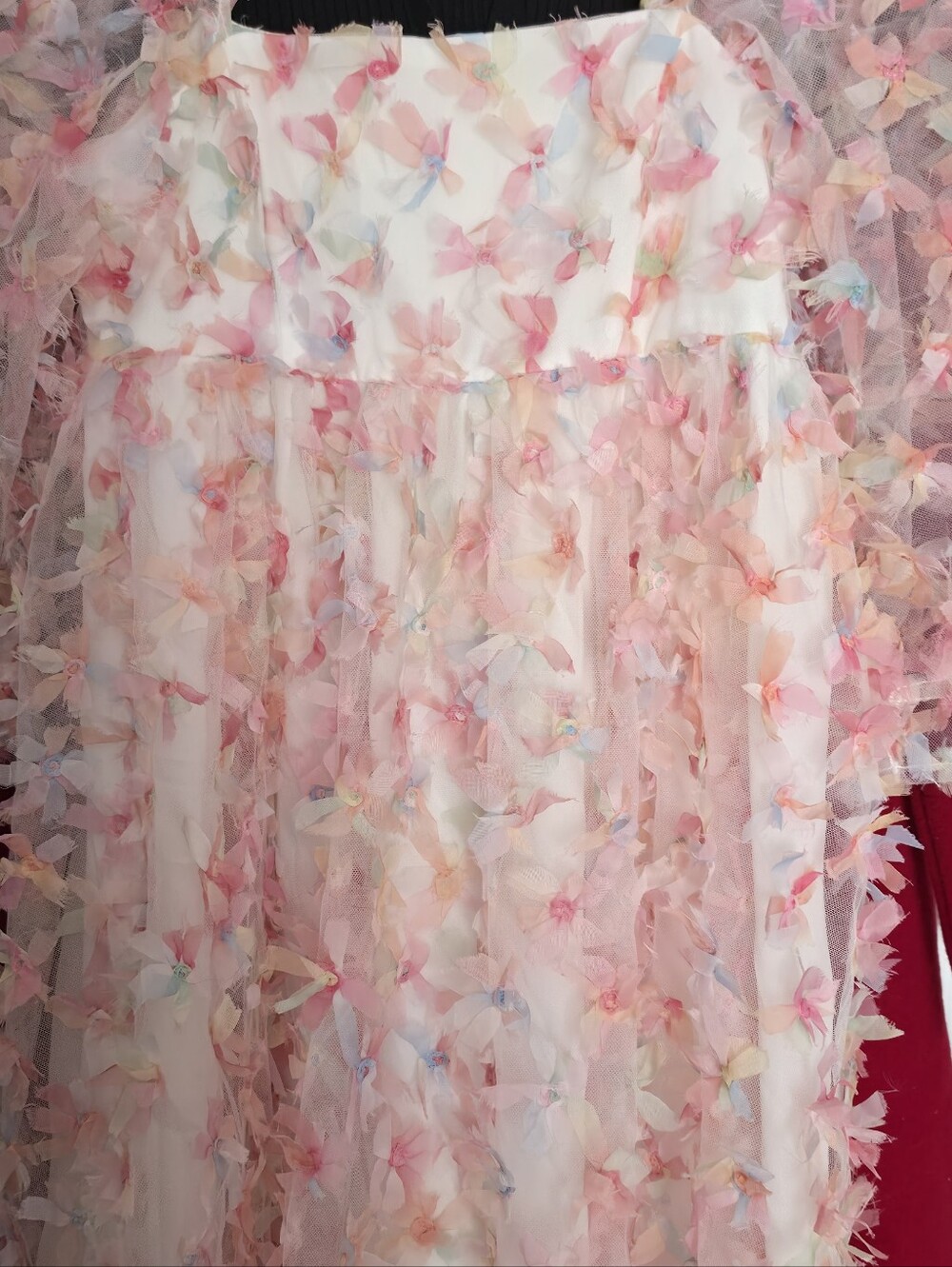 Storia Floral 3D Petal Tulle Lined Top With Netting > Wonderful!
